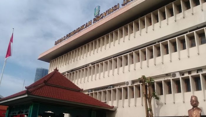 162 M Swakelola Tipe 4 Dindik Jatim Dikerjakan Komite Sekolah? 