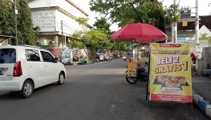 Mengawal Babak Akhir Proyek Sentra PKL (3): BELUM ADA JAMINAN STERIL DARI PKL