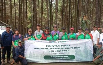 Perhutani KPH Jombang Salurkan 206 Paket Bingkisan Ke Mitra Kerja Produksi