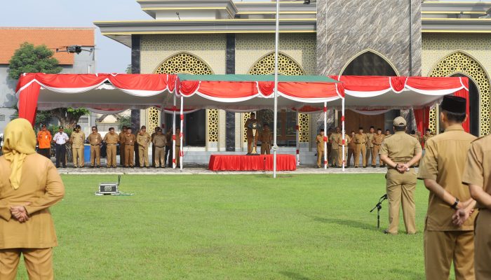 Pimpin Apel Perdana, Bupati Warsubi Sampaikan Program Strategis Nasional