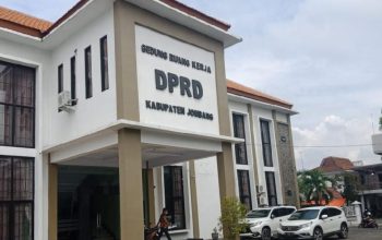 4 Paket Katalog Sekwan Diborong Satu Penyedia. Nilainya Rp 889 Juta. Kok Bisa? 