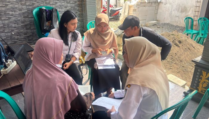 Dekatkan Layanan Lewat “Mampir RW”, Bayar PBB di Desa Banjardowo Kini Lebih Cepat Tanpa Antre Lewat QRIS