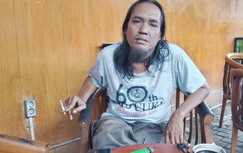 Kutukan Tambak Beras: Dari Baju Zirah Majapahit ke Sarung Muktamar