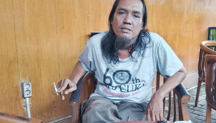 Kutukan Tambak Beras: Dari Baju Zirah Majapahit ke Sarung Muktamar